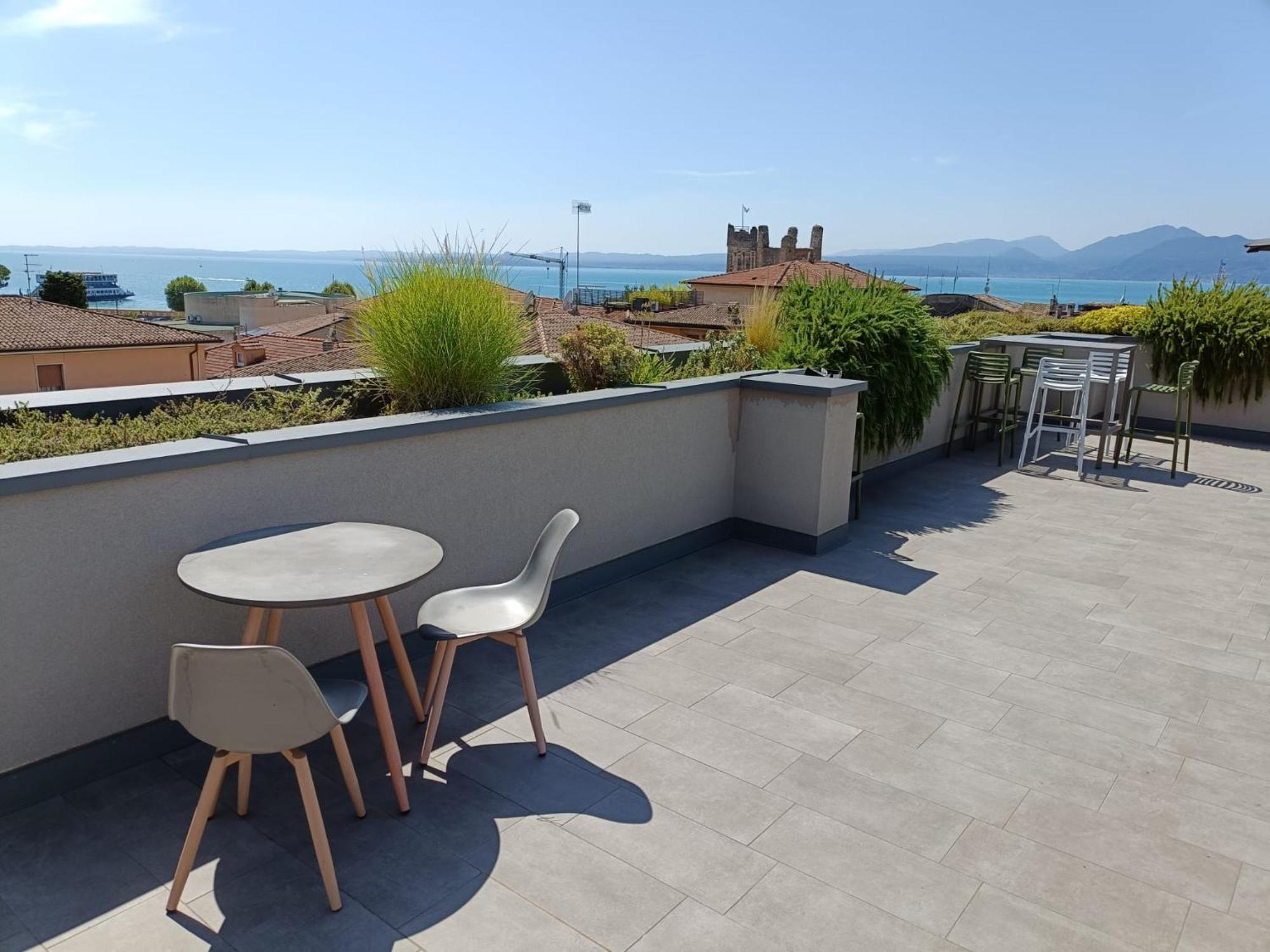 Suite Laura - Torri Del Benaco Ngoại thất bức ảnh