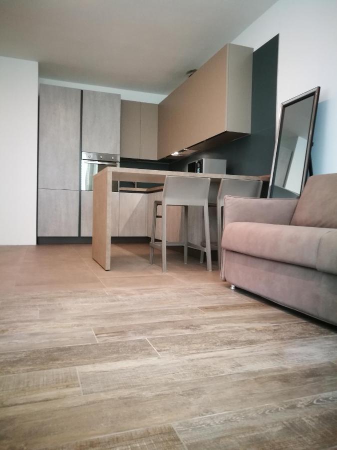Suite Laura - Torri Del Benaco Ngoại thất bức ảnh